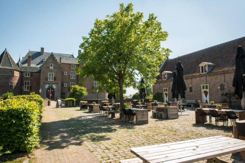 Kasteel Ammersoyen, Netherlands